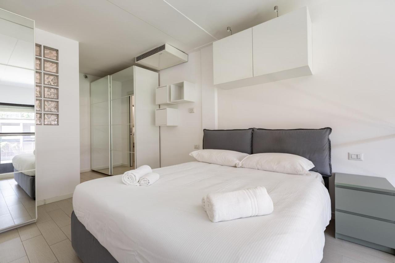 Elegant Loft With Balcony! Apartman Milánó Kültér fotó
