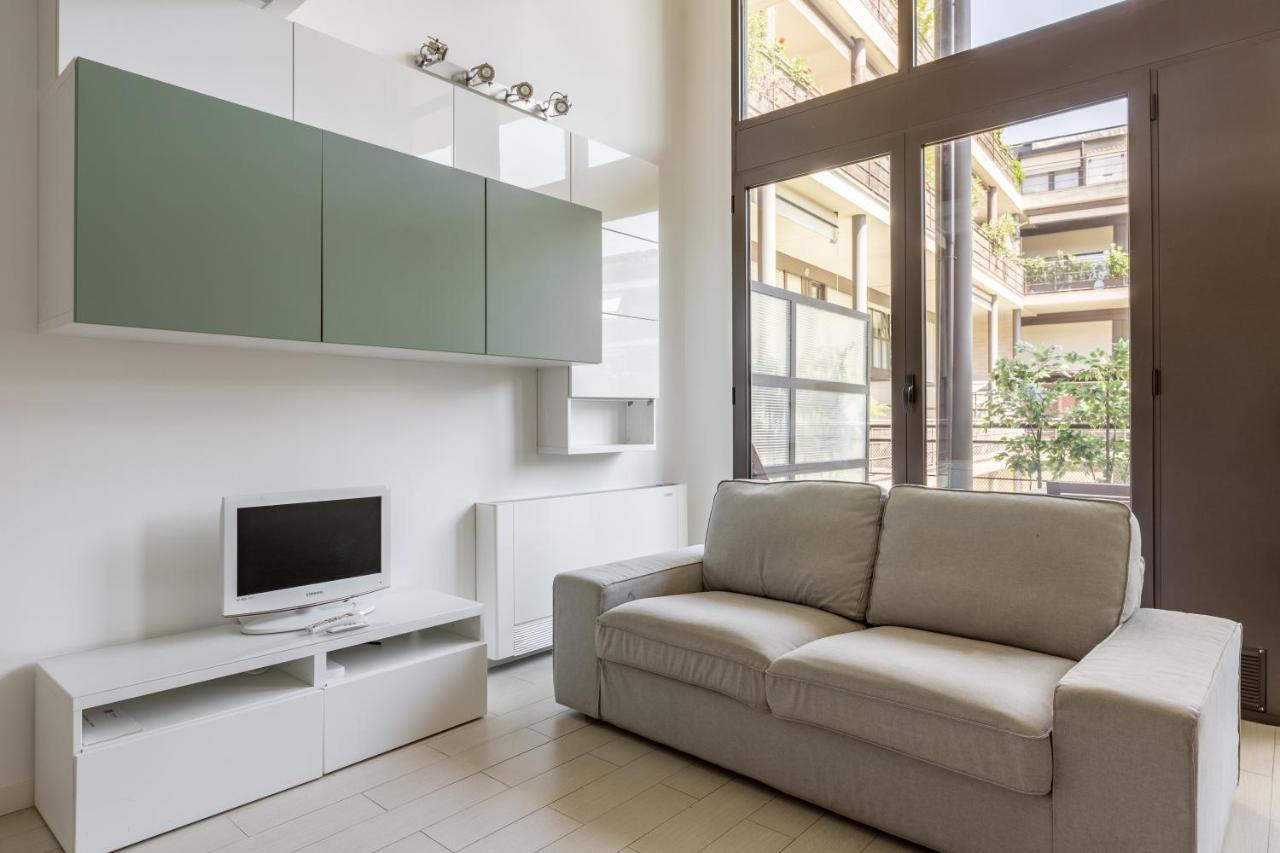 Elegant Loft With Balcony! Apartman Milánó Kültér fotó